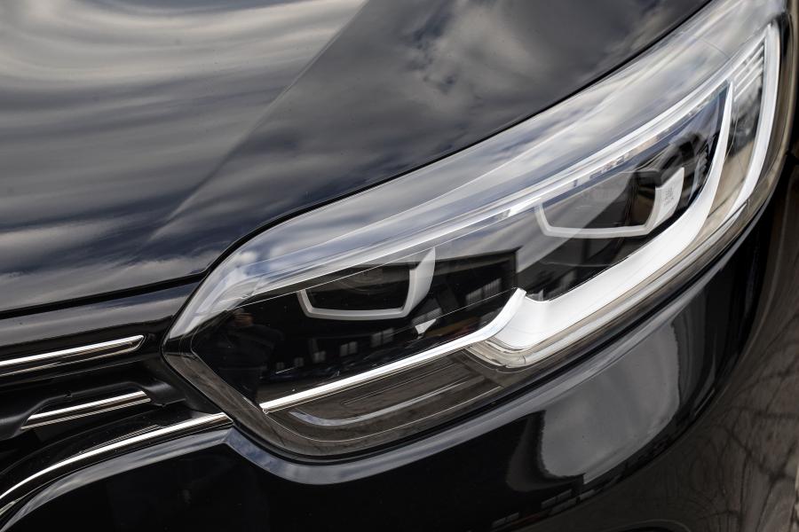 Детали экстерьера Renault Kadjar Black Edition 2018 года  (WW) (фото 32 из 42)